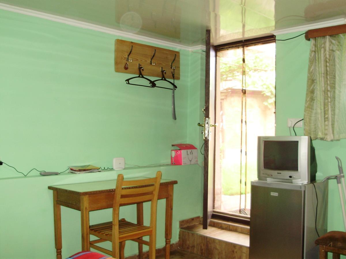 Apartment On Erekle 25A Боржоми Екстериор снимка